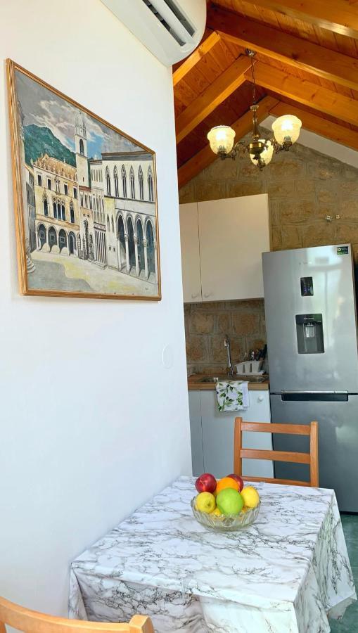 Laura Studio Apartman Млини Экстерьер фото